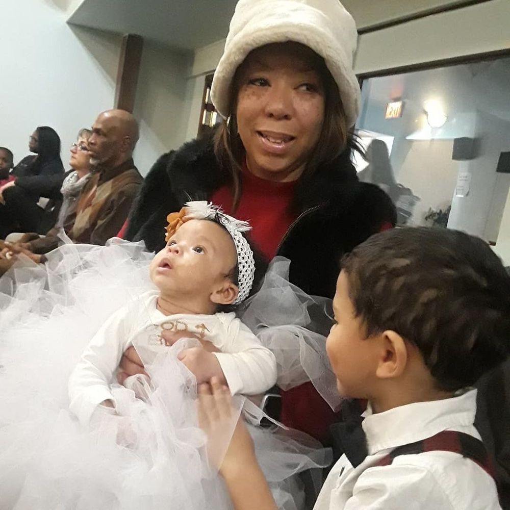 Meet your Posher, Velicia